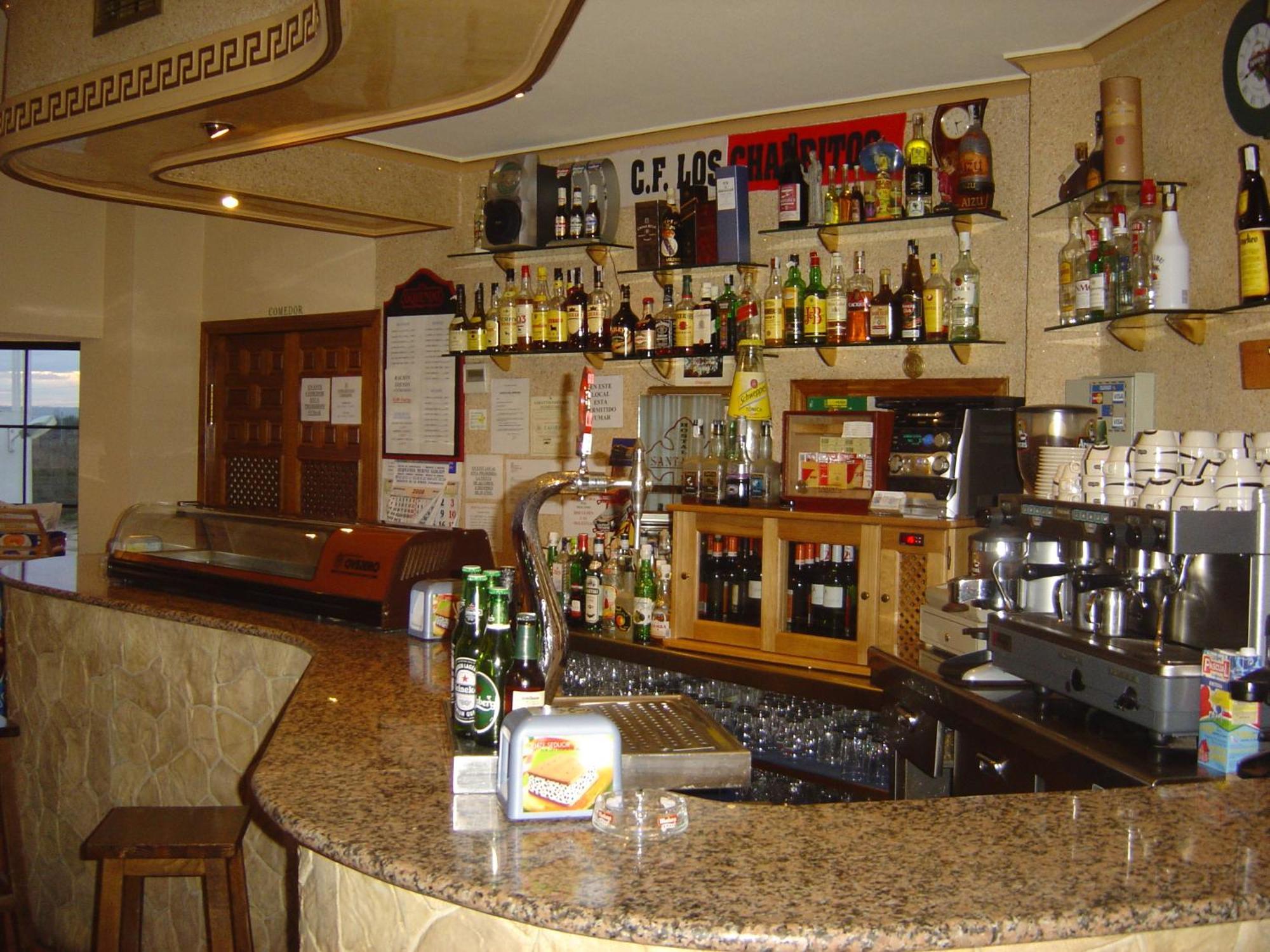 Hostal Restaurante Santa Cruz Masueco Exterior photo